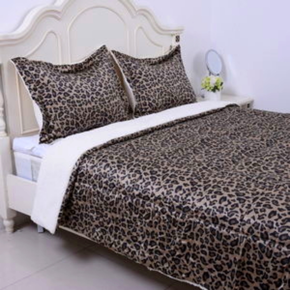 Leopard Comforter Set - NWOB
